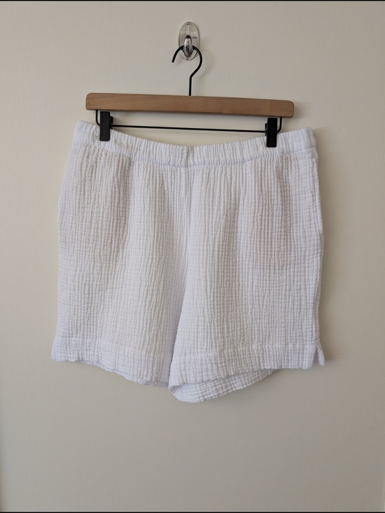 J. Jill Pants - J. Jill Womens Medium Petite White 100% Cotton Gauze Pull On Shorts Casual